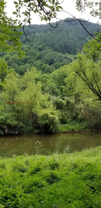 парцел на брега на язовир до Казанлък