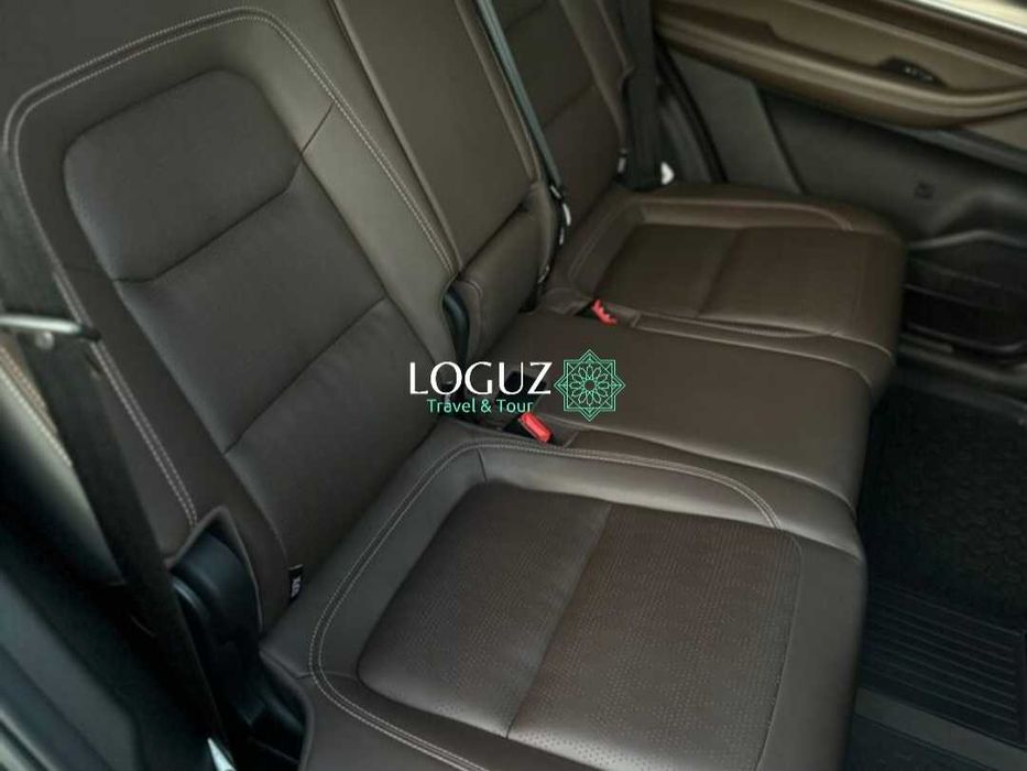 Семейный кроссовер для поездок в горы и дачи Экскурсии, туры по городу