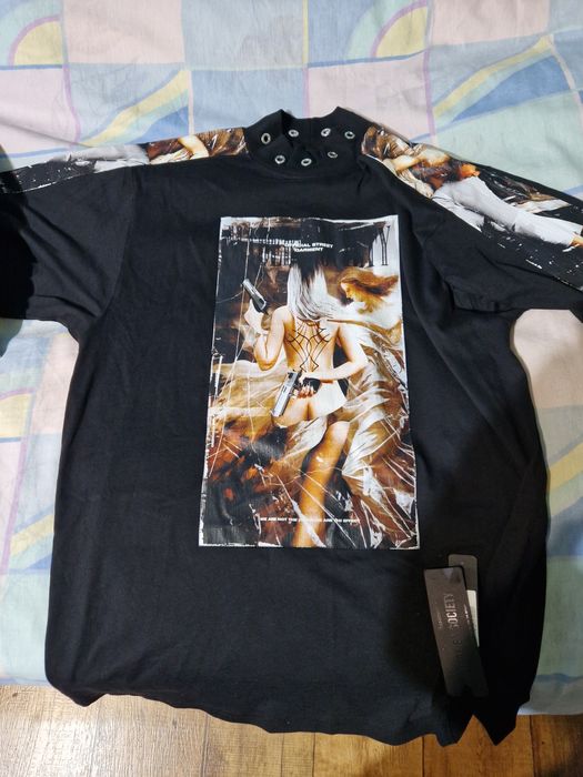 Made by SOCIETY тениска