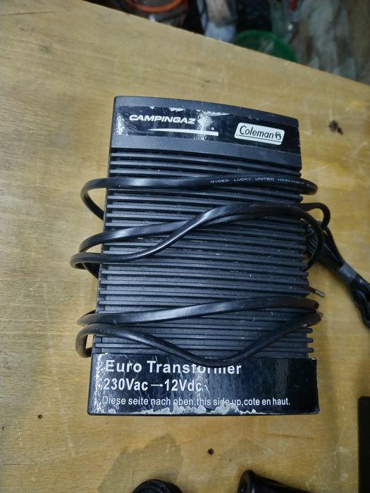 Захранващ кабел за хладилна чанта на 12 волта