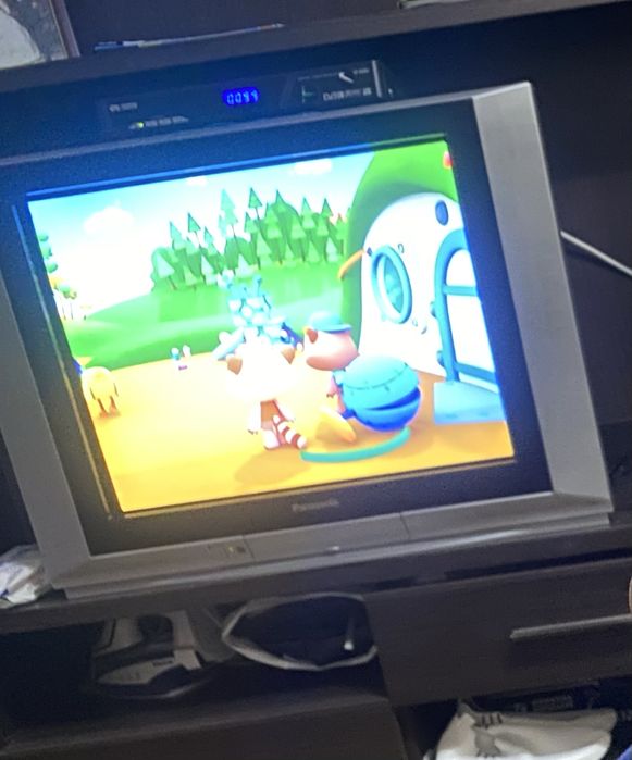 Продам телевизор в отличном состоянии