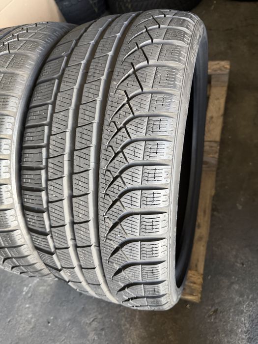 2 anvelope iarna 245/35/19 Pirelli 6.3 mm DOT 2022!