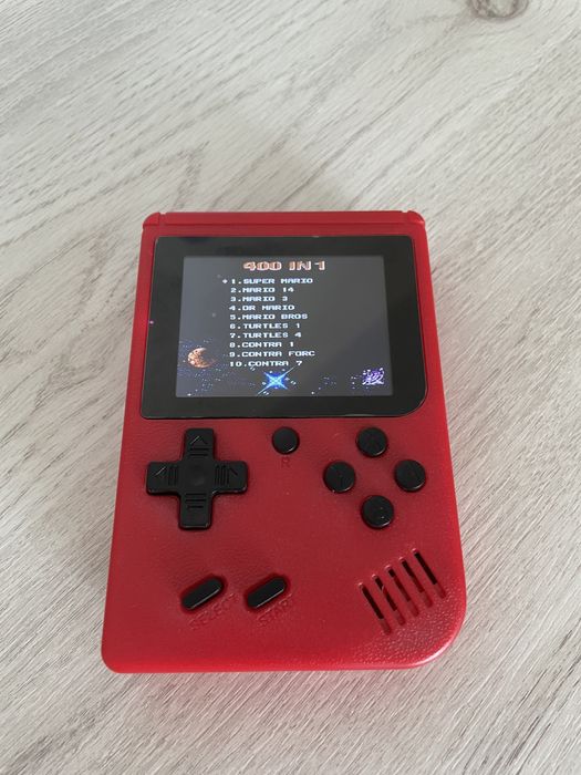 Gameboy cu jocuri vechi