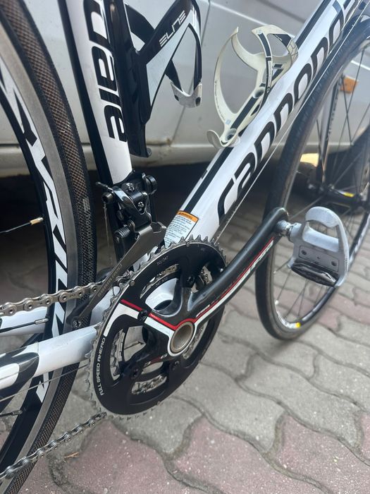 Bicicleta cursiera Cannodale