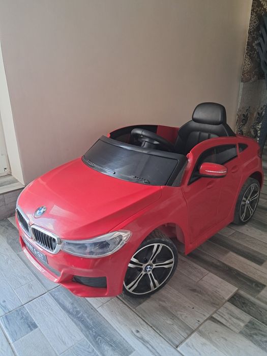 Mașină electrica BMW 6 GT cu telecomanda are MP3 si USB