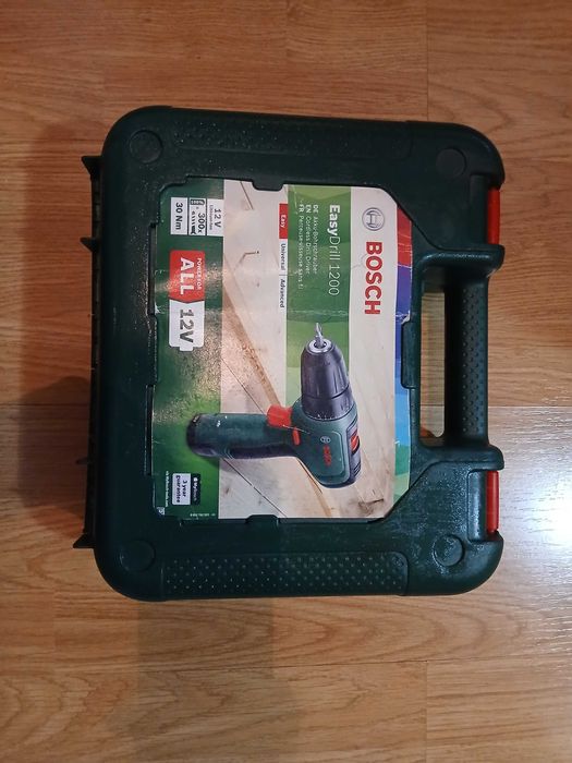 Vând filetanta bosch 12v