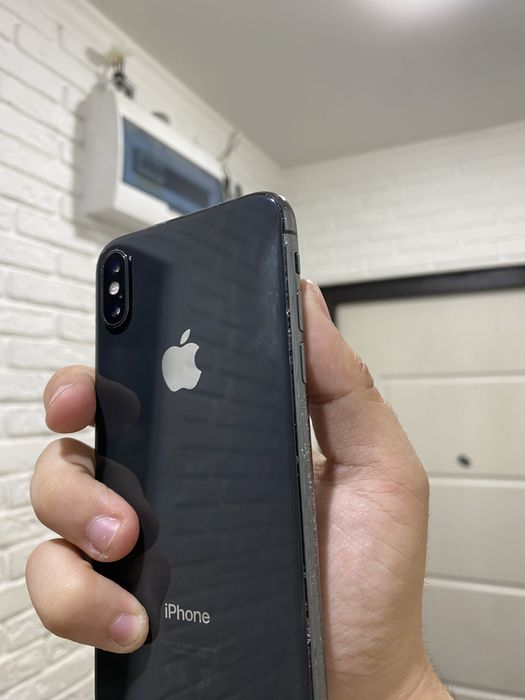 Продаю Iphone X 64гб идеаллл!