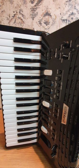 Acordeon midi, electronic Roland FR8X  FR7 FR3x FR5