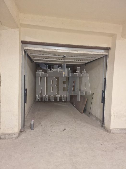 Продава се Гараж / Паркомясто в Варна, Нептун - 16 кв.м за 2125 €/кв.м - Снимка #1