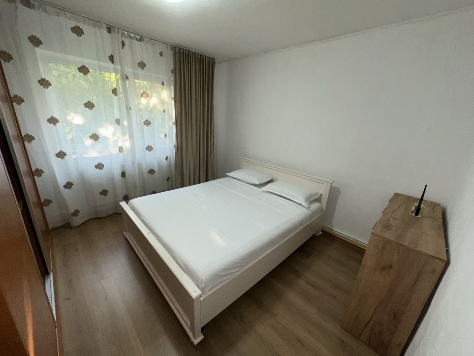Apartament 3 camere de inchiriat – POARTA 6 | 500 €