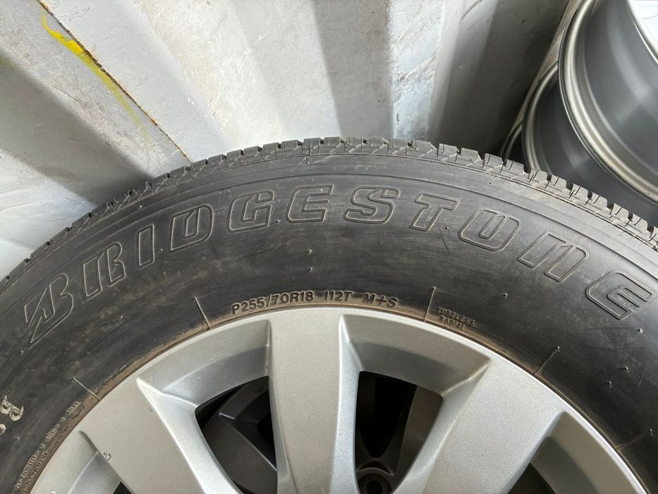 Bridgestone шины 255/70/18