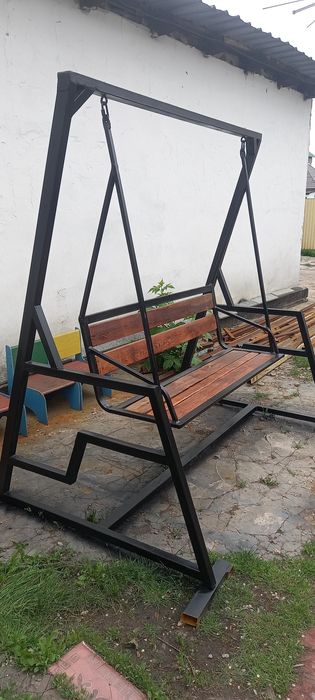 Продам качеля и беседка  скамейка