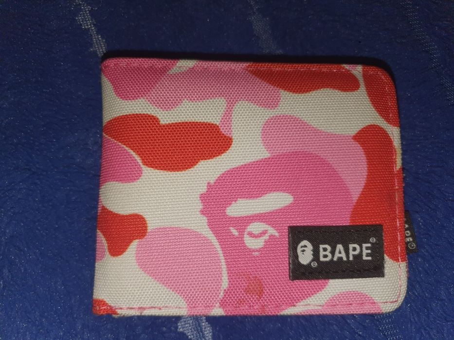 Кошелёк.    Bape