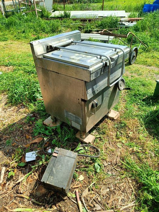 vand tigaie basculanta electrica , functionala