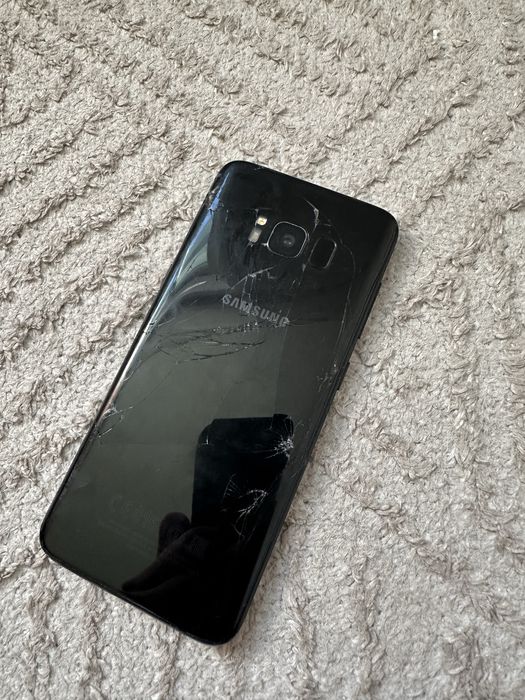 Продам Samsung s8
