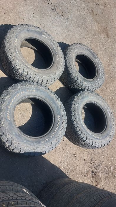 Продам шины грязевые R 17