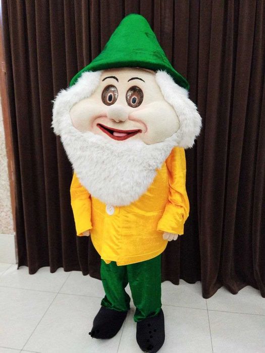 Gunom kiyimi sotiladi Ayiq