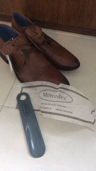 Уникални обувки Mercedes