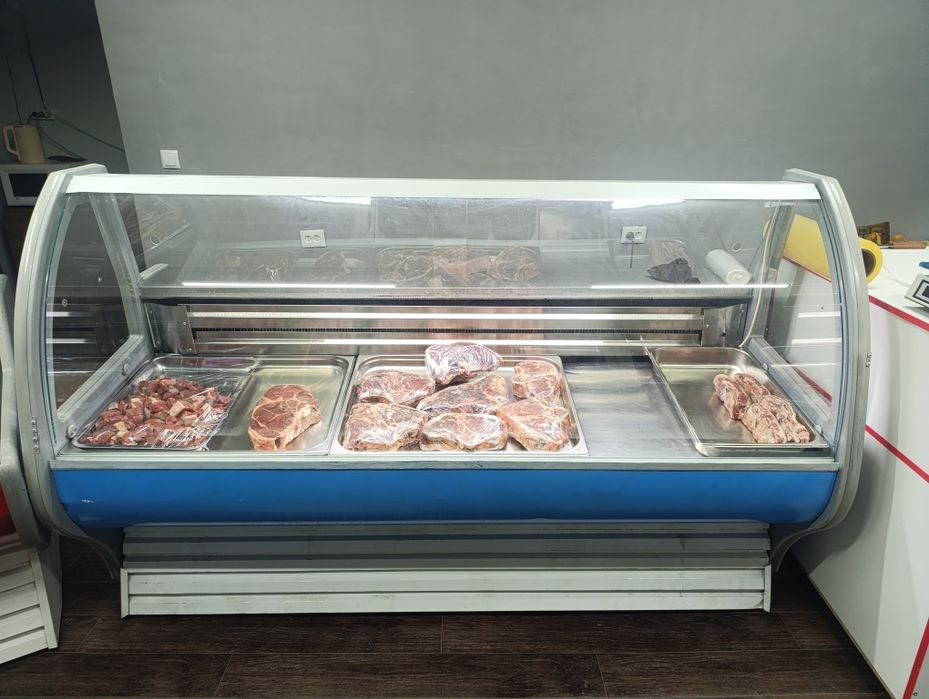 Продам холодильные витрины