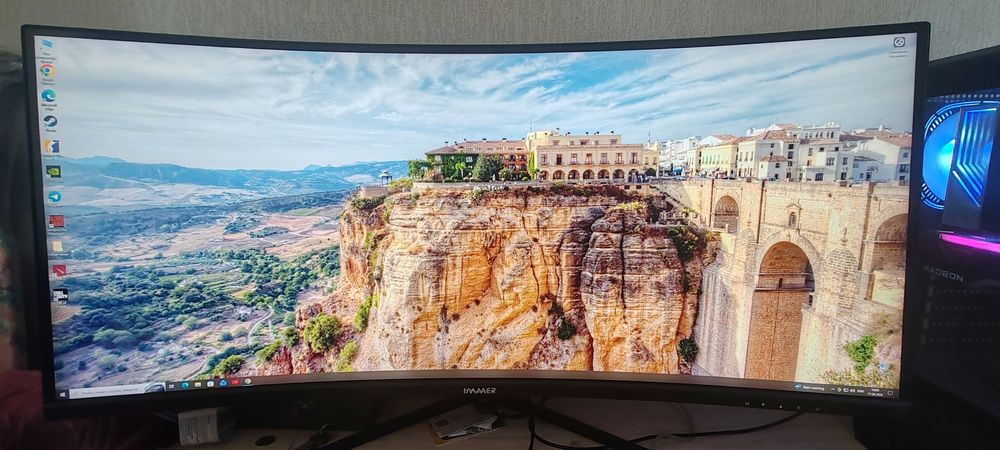 Игравой пк + монитор клава мишка наушник подарок