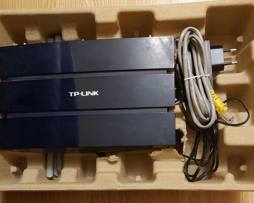 Router Wireless N450 TP-Link TL-WR1043ND