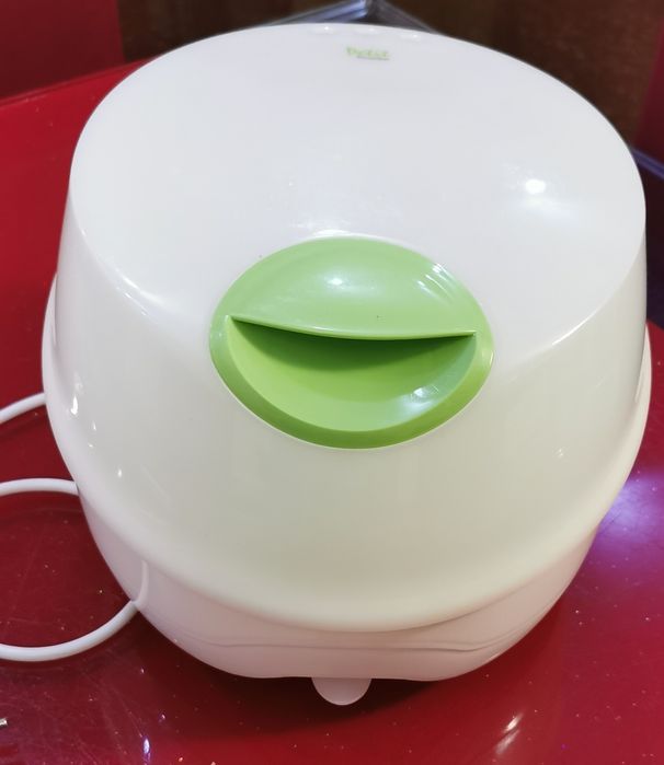 Sterilizator electric pentru biberoane