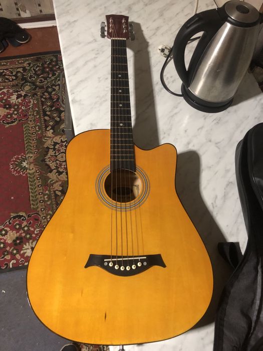 Sher gitara 6 strunali 38razmer