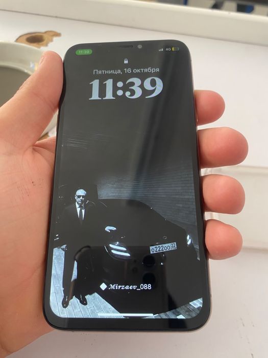 iPhone XC 64/73