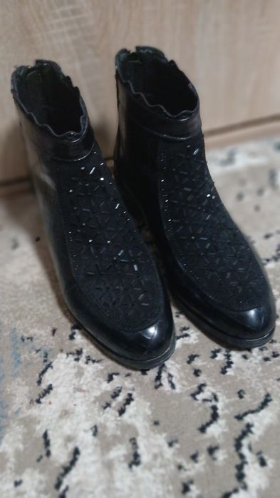 Etik sotiladi toza koja srochni oladiganla yozila kelshiladi