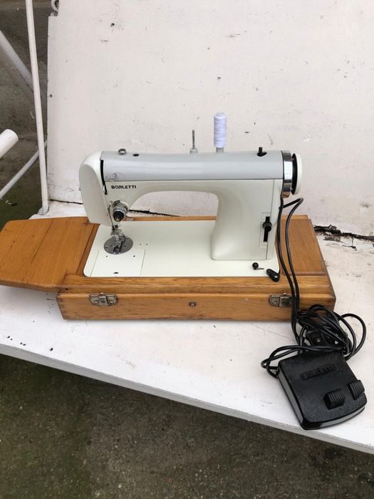 Mașina de cusut profesionale