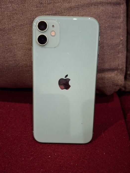Iphone  11  отличен