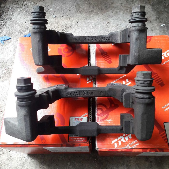 Etrieri frane spate AUDI A6-5 lei transportul