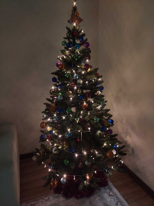 Искусственная елка 2,1 метра