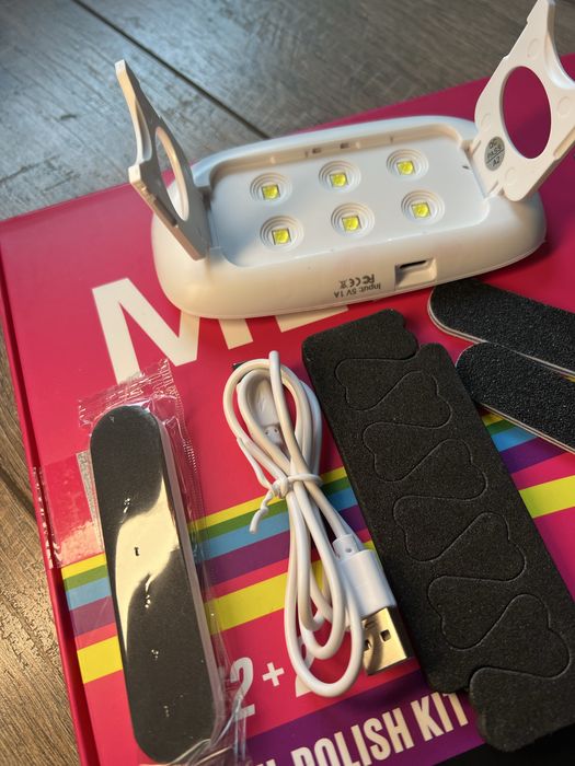 Set oje semipermanente cu lampa inclusa