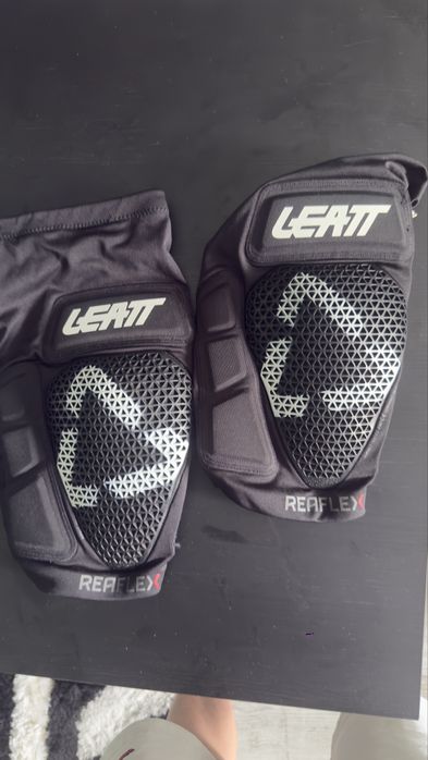 Наколенки LEATT Knee Guard ReaFlex Pro