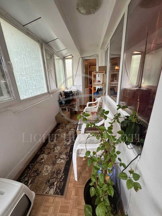 Реф. 2737 Тристаен Апартамент с Гараж / Кючук Париж