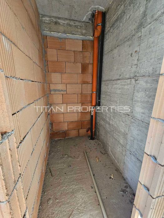 Продава се Едностаен апартамент в Варна, Автогара - 60 кв.м за 1100 €/кв.м - Снимка #4