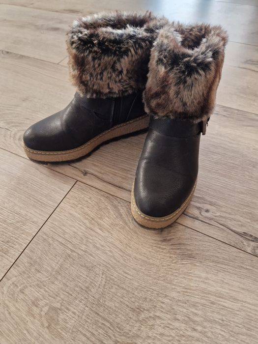 Vând cizme îmblănite