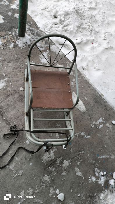 Срочно продам санки