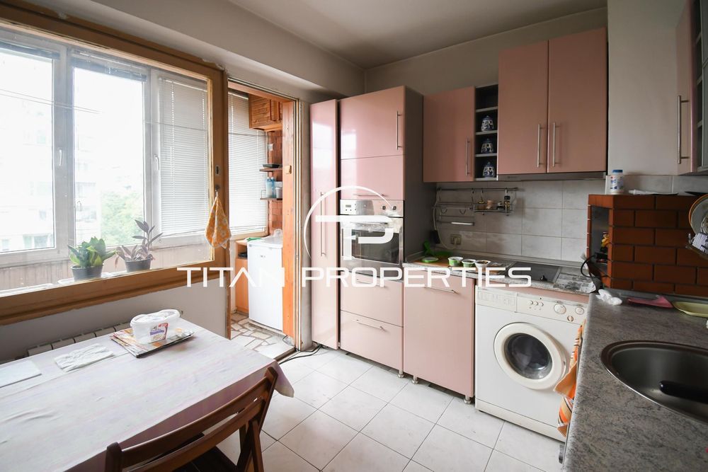 Двустаен, под наем, ж.к Света Троица