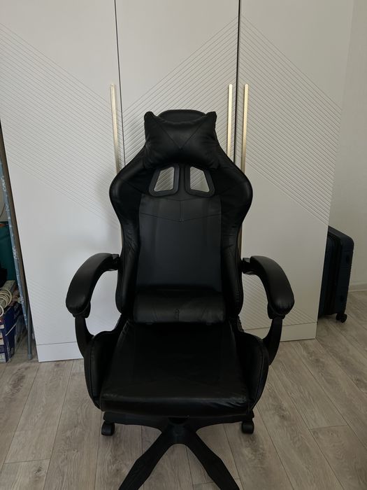 Продам игровое кресло