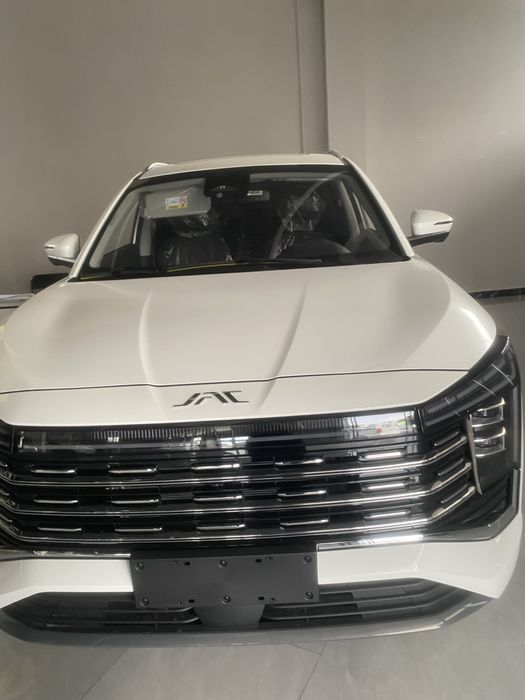 JAC JS8 крассовер