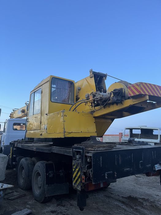 Продам автокран 25 тонник