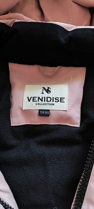 Зимняя куртка для девочки