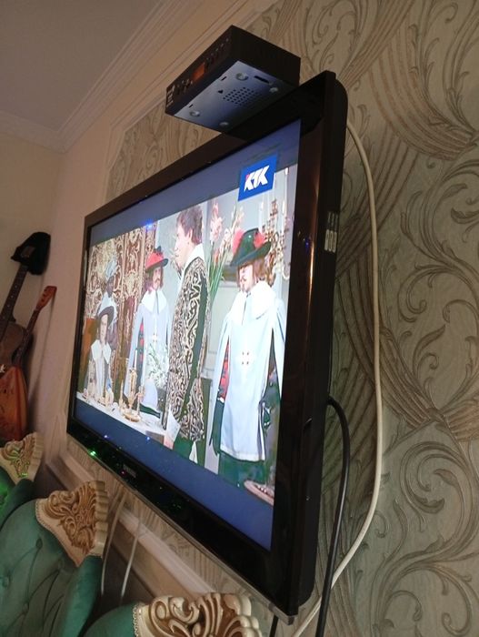 Продам телевизор Самсунг