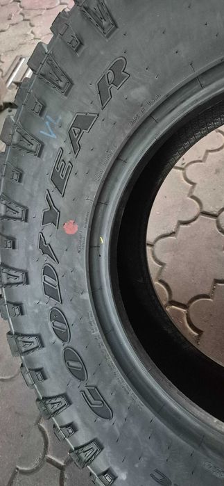 anvelope  Goodyear 285/75/18