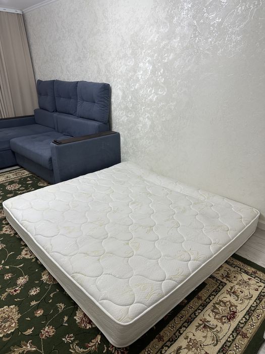 Продам матрас 180 на 160