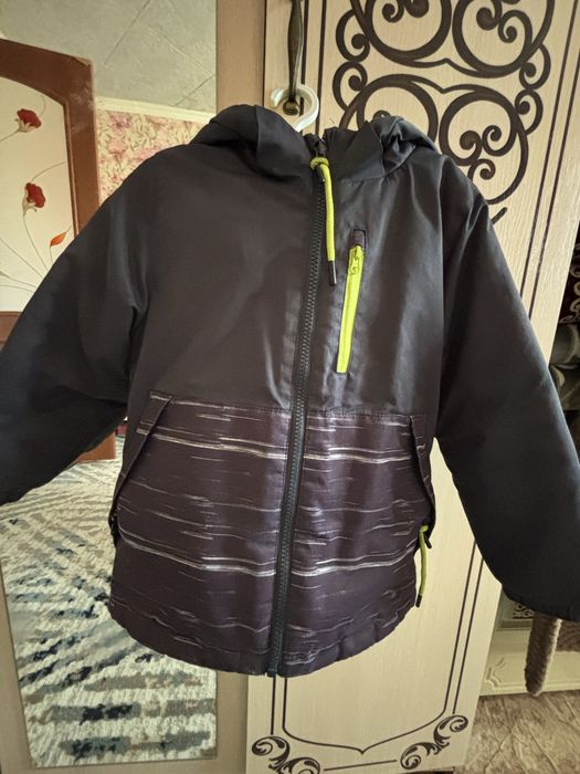 Продам куртка размер 116