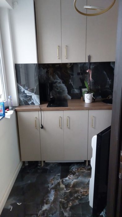 Ofer spre închiriere ap.o camera