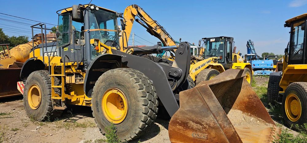 Bell L2106T John Deere  Încărcător frontal
